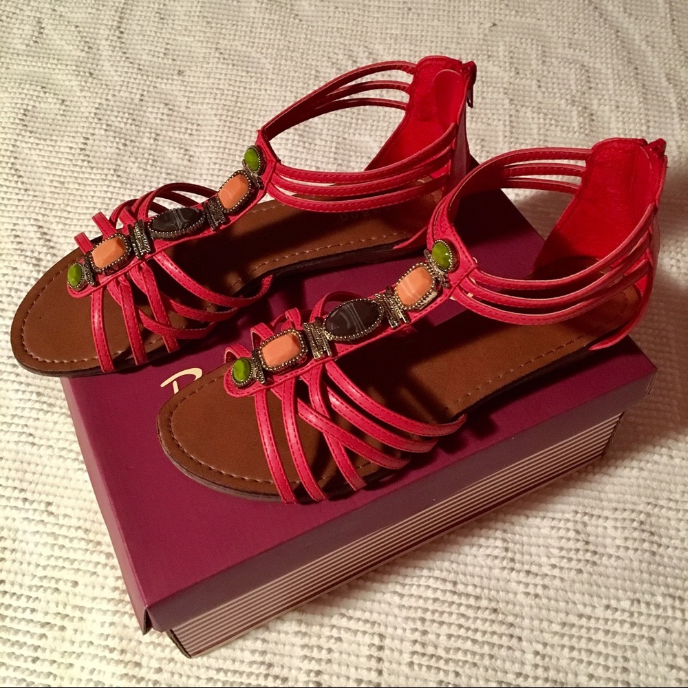 Bamboo sandals- size 8